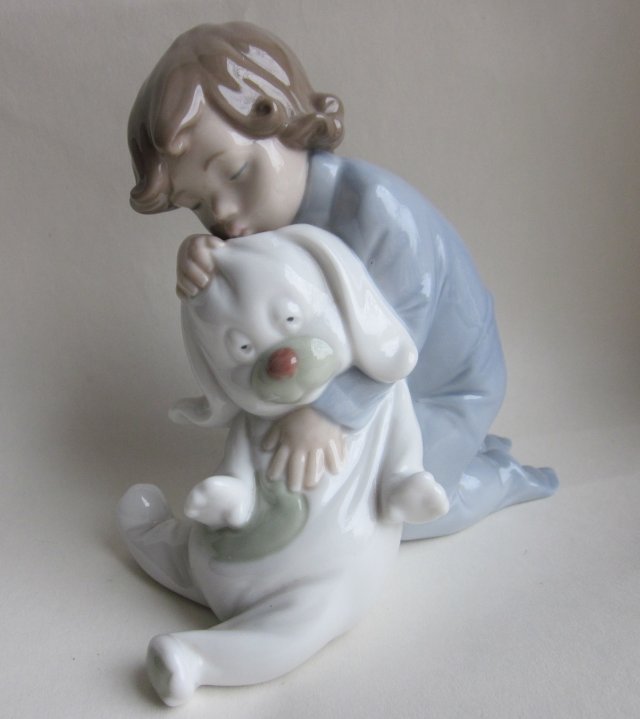 NAO LLADRO 2000 Hand made in spain daisa  kolekcjonerska FIGURKA POCELANOWA