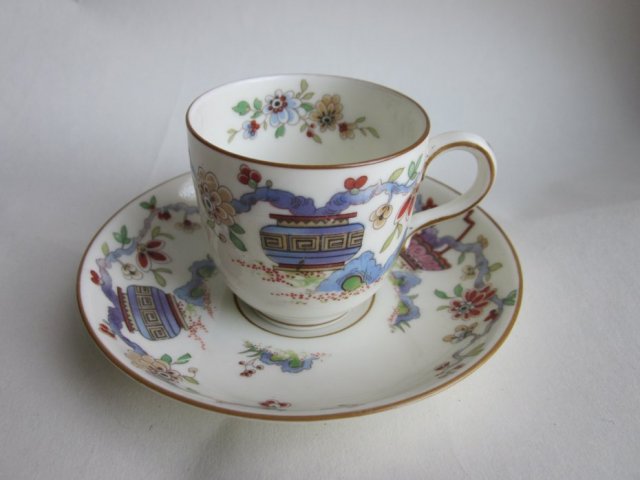 Royal Worcester starej daty  szlachetna porcelana ręcznie malowana filiżanka do espresso i spodeczek