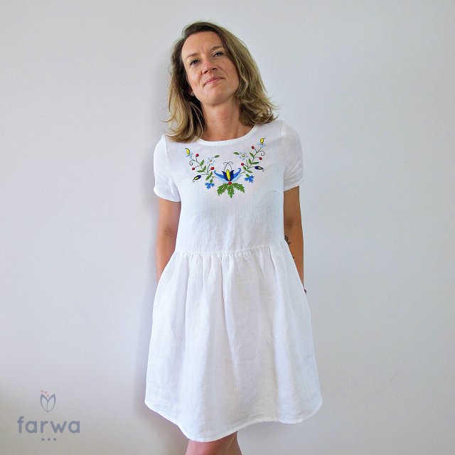 Sukienka Lniana z haftem – biała “Jurata"