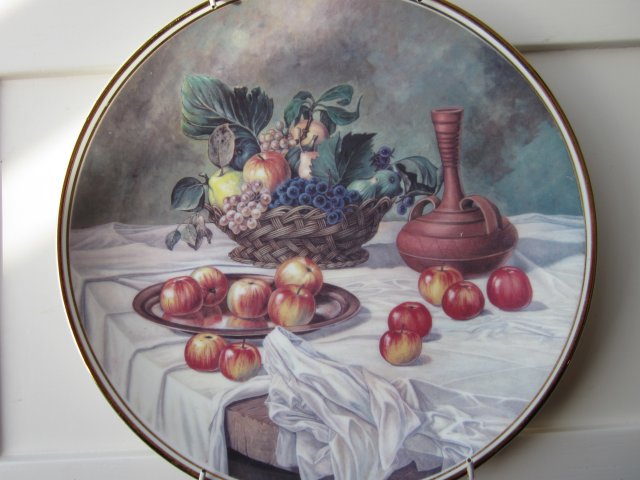 EDWARDIAN -  obraz na porcelanie - FINE BONE CHINA-SMAKOWICIE ZDOBIONY SZLACHETNIE PORCELANOWY talerz dekoracyjny -martwa natura