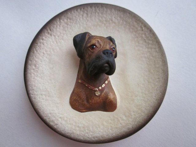 BOXER  -copyright reserved - oryginalna ceramiczna dekoracja