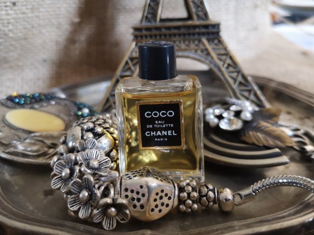 Coco Chanel Miniaturka