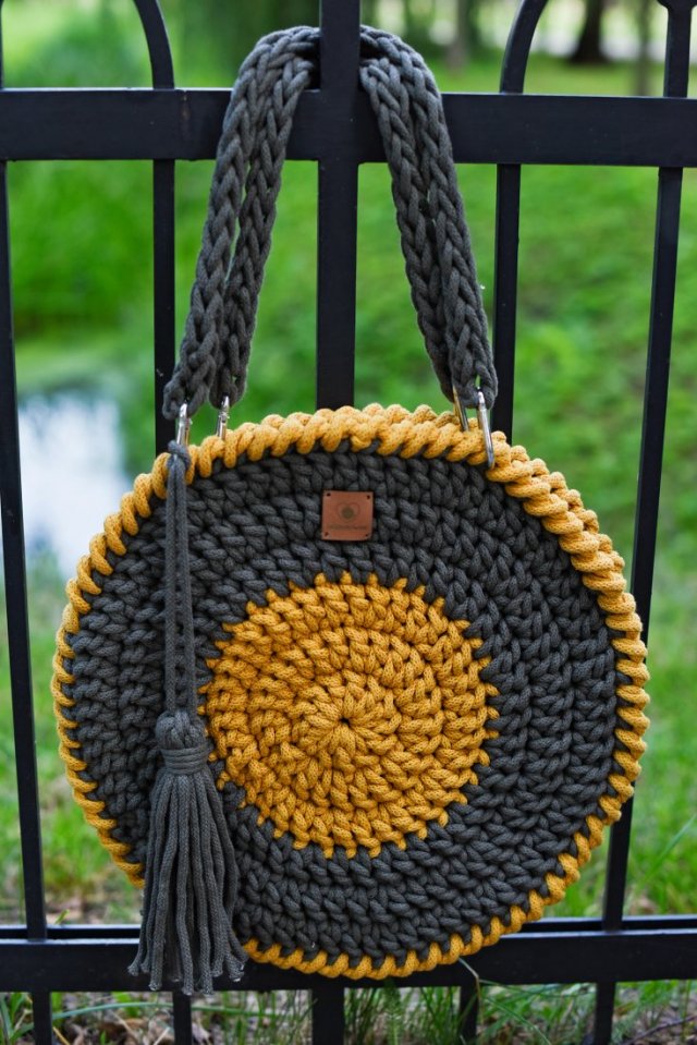 DWUSTRONNA OKRĄGŁA TOREBKA HANDMADE