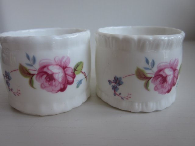 DUET - coalport - SHREWSBURY BONE CHINA - Dwa porcelanowe serwetniki