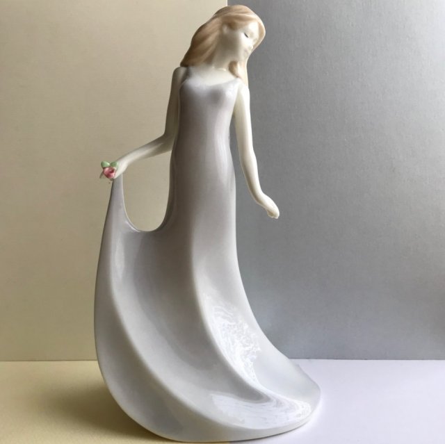 Moments For You ❀ڿڰۣ❀ Royal Worcester 25cm. - Wysokiej jakości porcelana kolekcjonerska