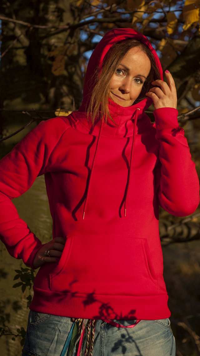 CZERWONA BLUZA Z KAPTUREM ATMAN RED