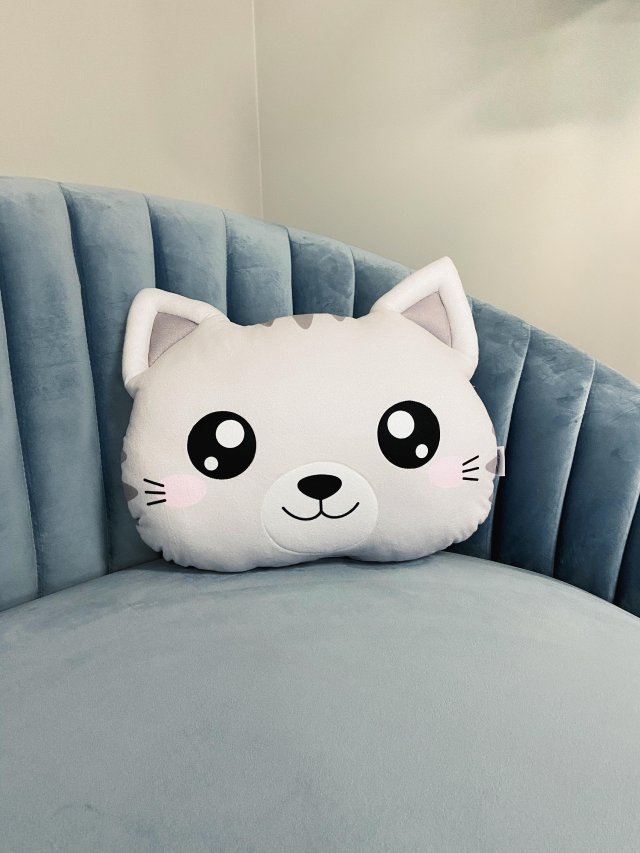 Poduszka Kotek w stylu Kawaii