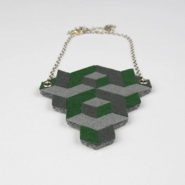Geometryczny zielono-szary naszyjnik z filcu