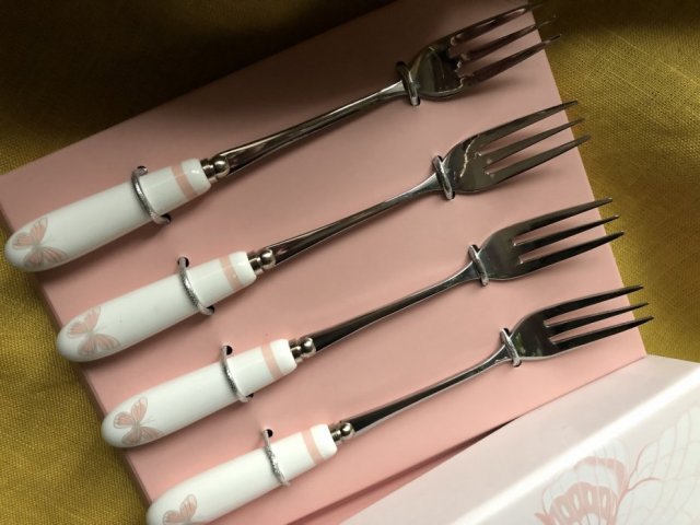 Laura Ashley butterfly garden set of 4 cake forks nowy zestaw / Angielski komplet w oryginalnym opakowaniu porcelanowe widelczyki do ciasta