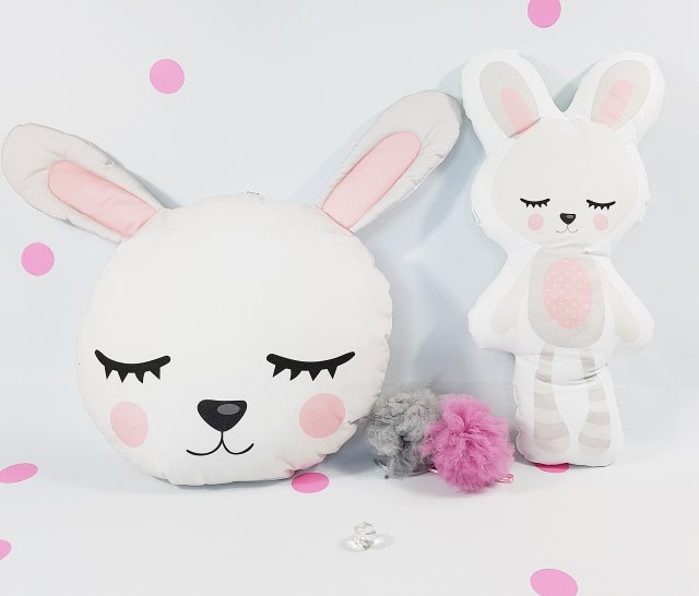Komplet poduszka i maskotka "uroczy królik"