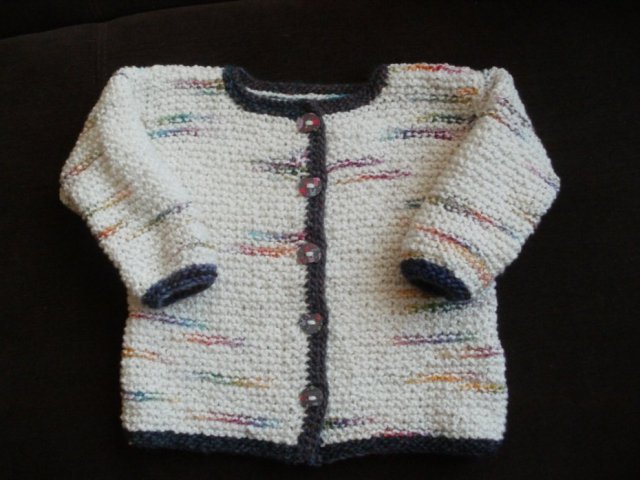 Ciepły sweterek boucle
