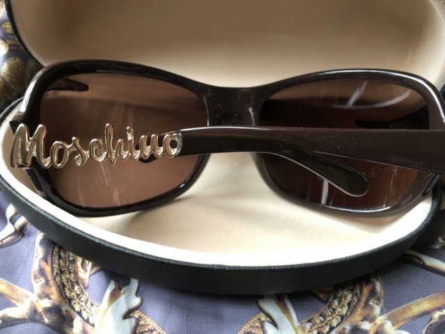 MOSCHINO eleganckie firmowe okulary przeciwsłoneczne