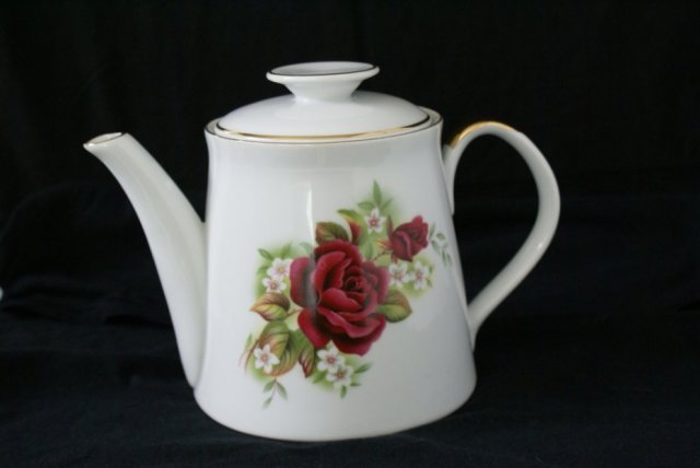 ❤ ❥ ღ Czajnik w róże Porcelana ❤ ❥ ღ