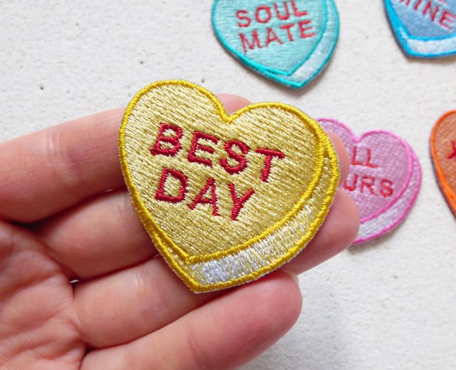 Naszywka BEST DAY Candy Heart