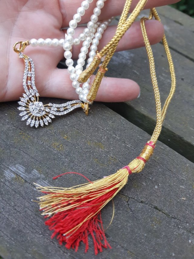 SOHI * PERSKA KSIĘŻNICZKA * BOHO * ORIENTALNY NASZYJNIK * PEREŁKI CHWOST * BŁYSZCZĄCY ZŁOTEM