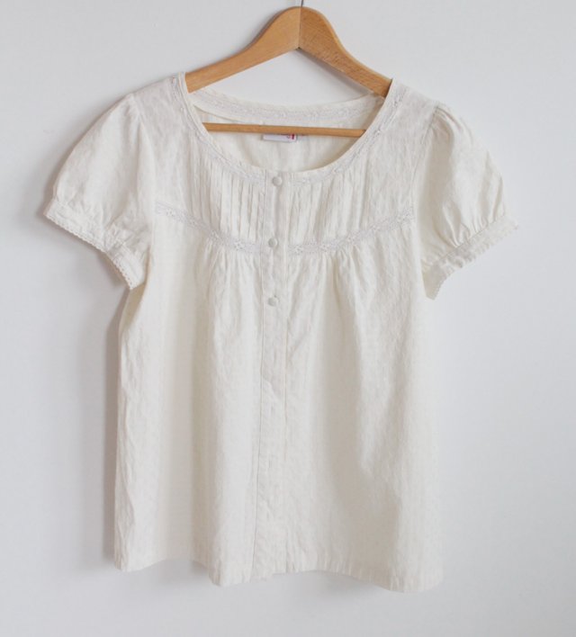 PLUS SIZE elegancka wytłaczana bluzka