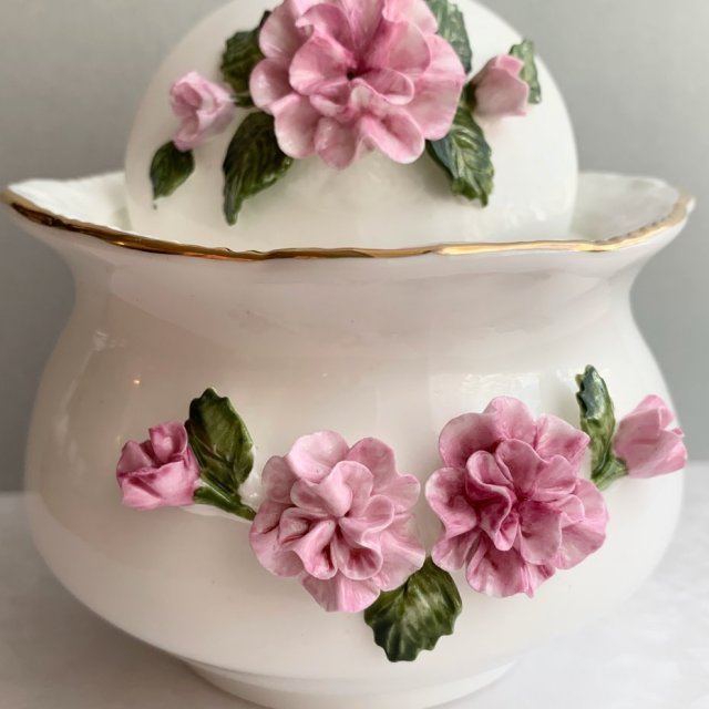 Staffordshire England - Royale Stratford ❀ڿڰۣ❀ Puzderko ❀ڿڰۣ❀ Czar kostnej porcelany ręcznie zdobionej