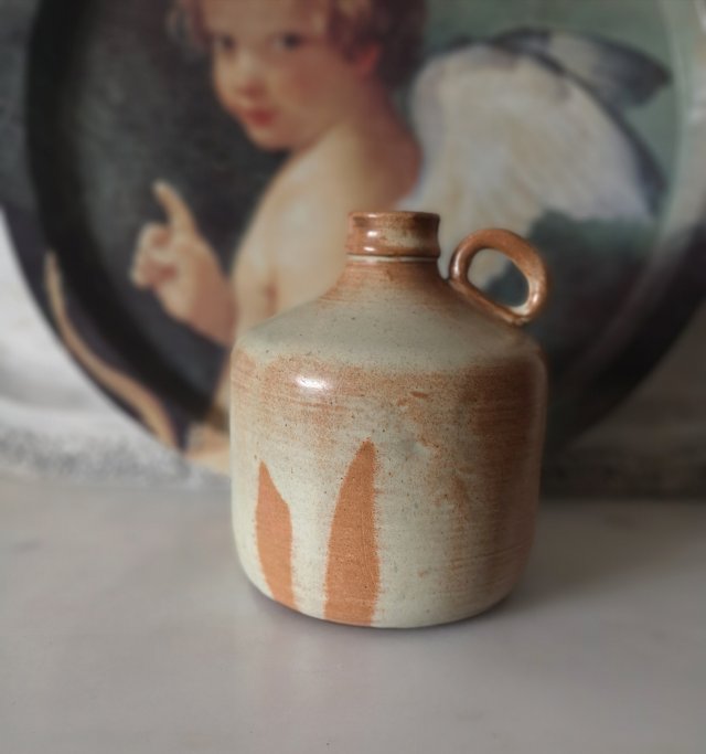 Dzbanuszek ceramiczny grecki sygnowany Tpoxos Xavia
