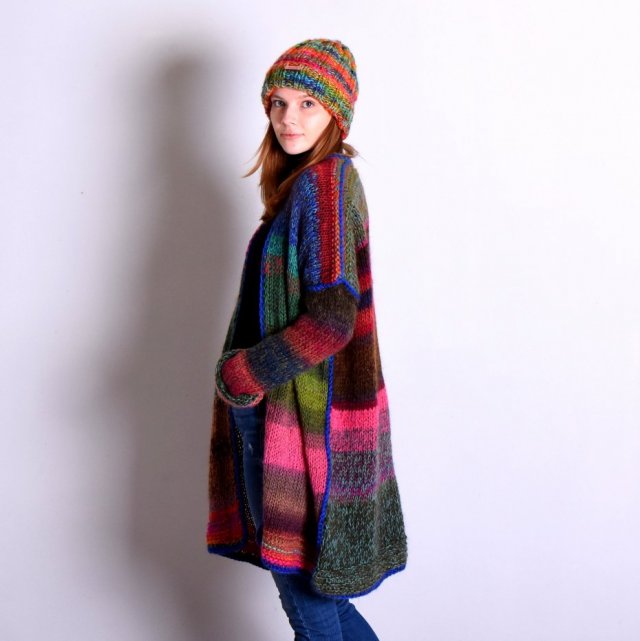 multicolors sweter