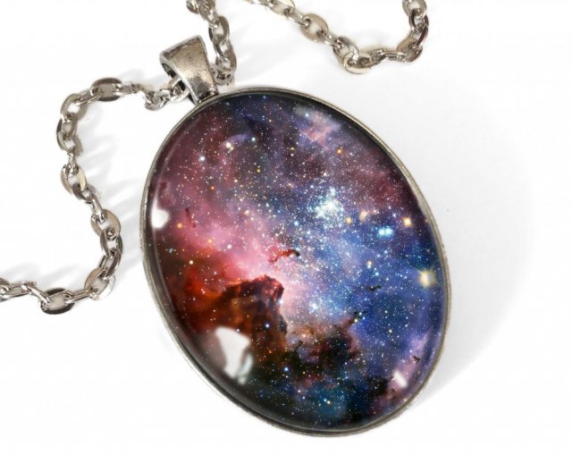 Karina nebula 0450 - owalny medalion z łańcuszkiem - Egginegg