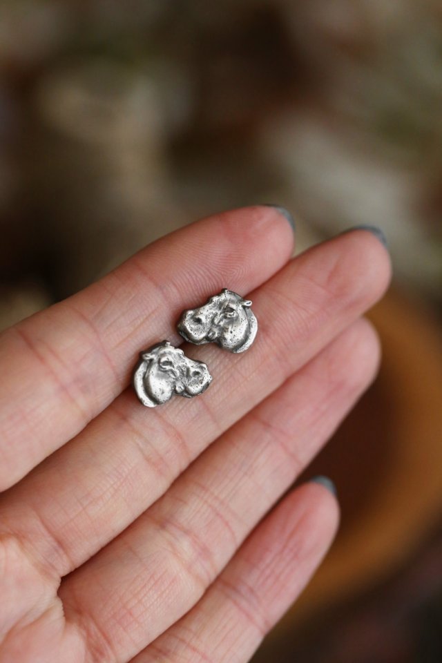 Kolczyki mini hipopotamy sztyfty ze srebra