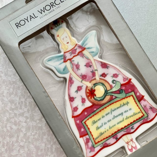 Najlepsza Mama - Guardian Angels - Best Mum ❤ Nie ma takiej przyjaźni, która była by tak silna jak miłość i oddanie matki ❤ Royal Worcester 2005r.