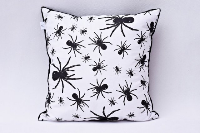 Poduszka pająki, poduszka w owady, poduszka z pająkami, halloween