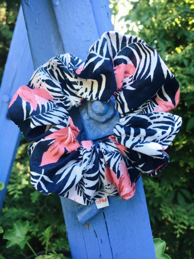 Pela' SCRUNCHIE "Aloha" granatowo - różowa