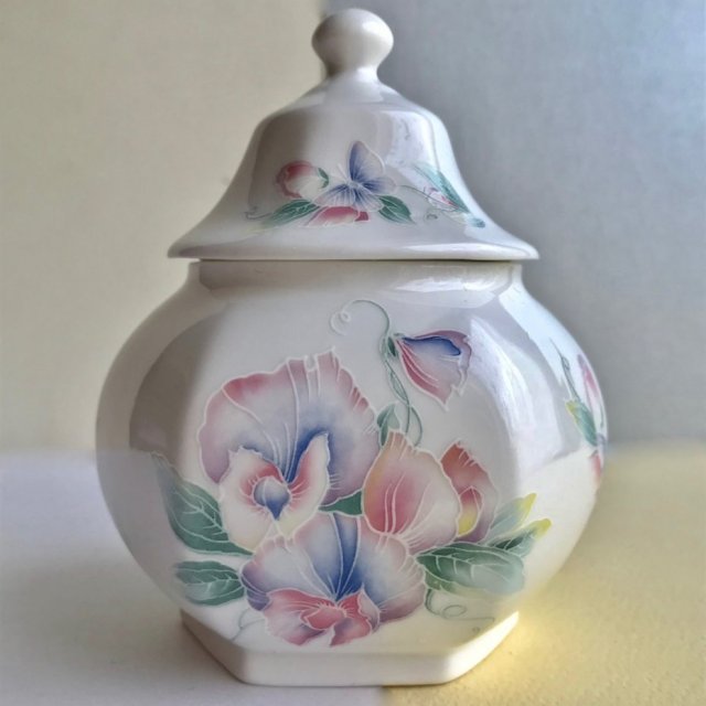 ❀ڿڰۣ❀ AYNSLEY - Amforka ❀ڿڰۣ❀ SWEETHEART ❀ڿڰۣ❀ Delikatna porcelana - KOLEKCJONERSKA SERIA. Kwiaty