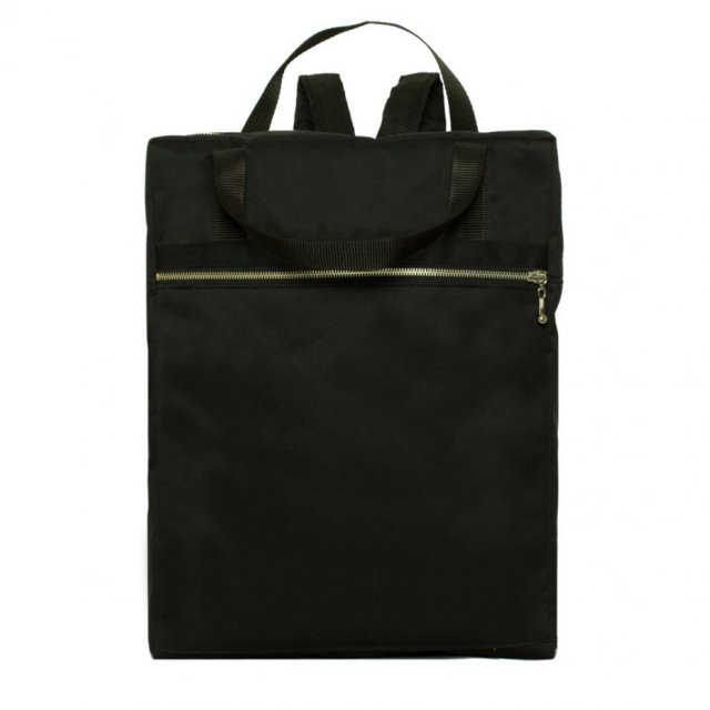 Czarny plecak klasyczny na zamek błyskawiczny z rączkami również jako torba