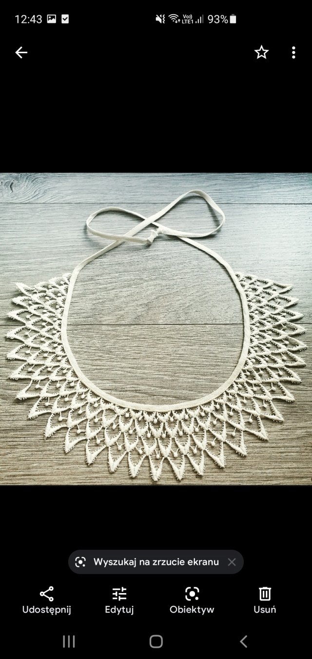 Kołnierzyk lace