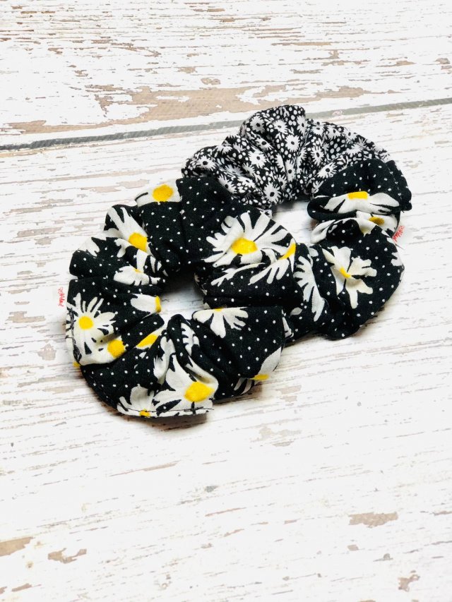 Pela' SCRUNCHIE Margaretka