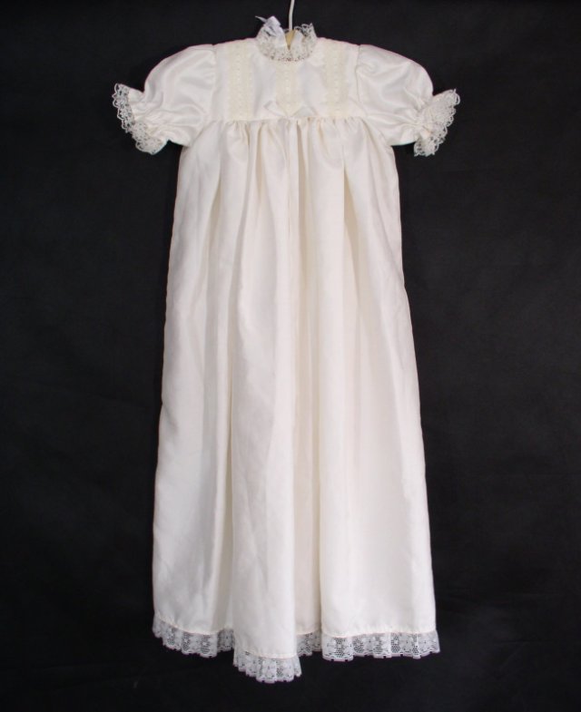 sukieneczka do chrztu ecru