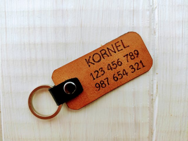 Adresówka ze skóry-dwa numery telefonu prostokąt
