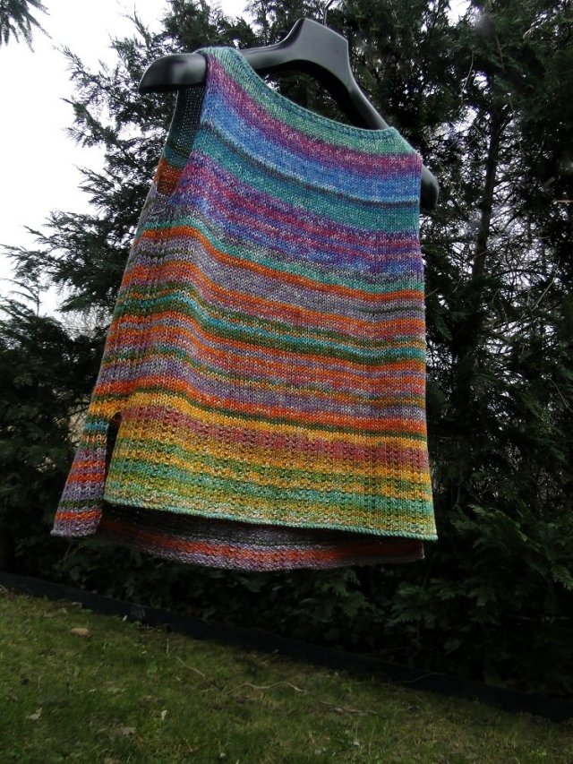 long back/ multicolor