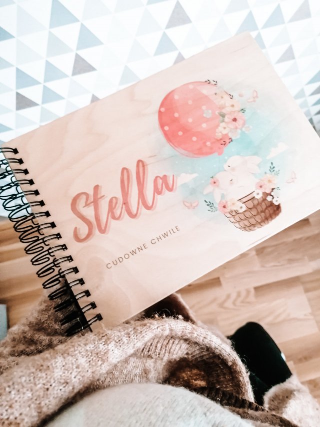 Album na zdjęcia "KRÓLICZKI W BALONIKU" chrzest roczek personalizowany