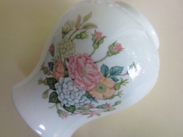 coalport  ROSE GARDEN FINE Bone China rzadko spotykany wzór ptasi - ciekawa forma -oryginalny porcelanowy wazon