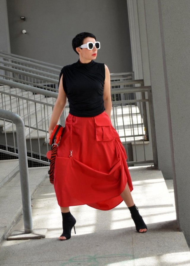 New SPÓDNICA MILITARY Red
