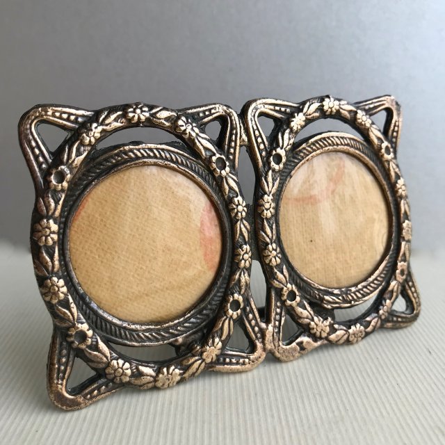 Vintage brass frame - Małe cacuszko ❀ڿڰۣ❀ Podwójna ramka na fotografię