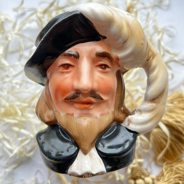 Vintage Figurine Musketeer Athos, lata 50-te XXw. ❤ Ręczna malatura