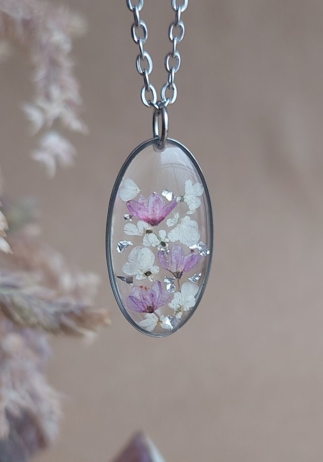 Srebrna zawieszka srebrny wisiorek naszyjnik z suszonymi kwiatami prezent dla niej żywica vintage róż różowe kwiaty retro kobieca dziewczęca