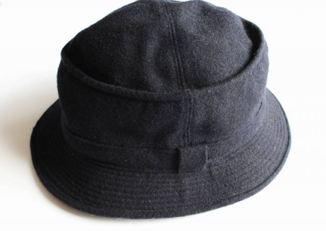 Wełniany kapelusz vintage