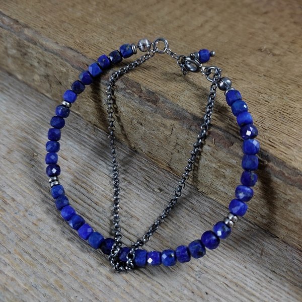 Delikatna bransoletka z lapis lazuli