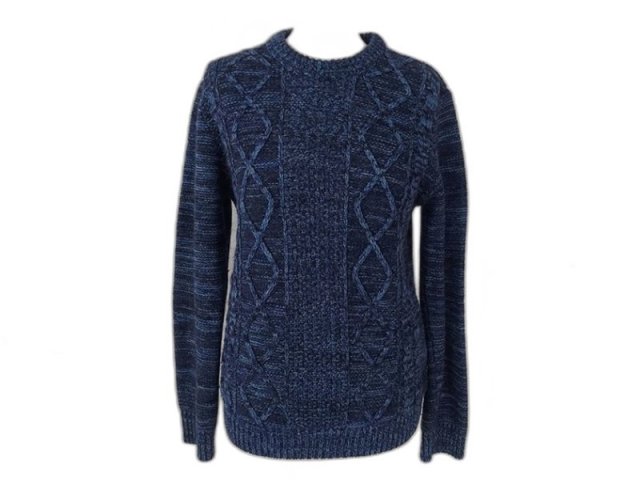 Włoski sweter z wełną