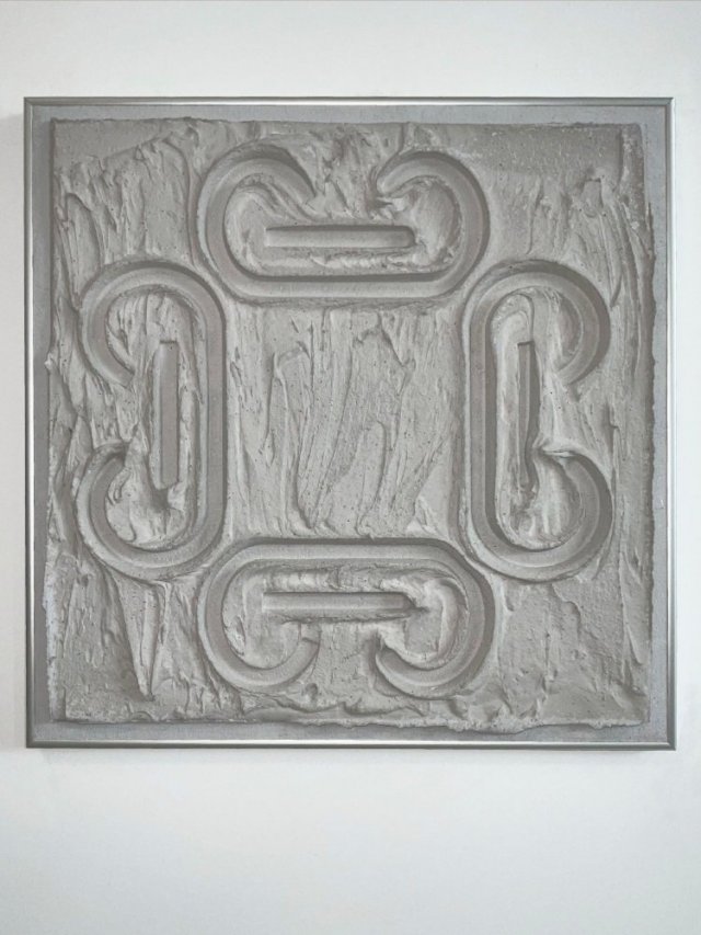 ORNAMENT - relief