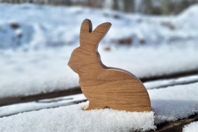 Drewniany króliczek 15cm, ozdoby wielkanocne z drewna, królik zając, dębowy, stojący