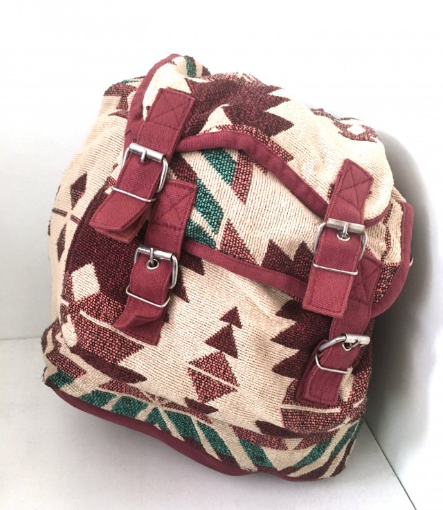 Plecak w Azteckie wzory