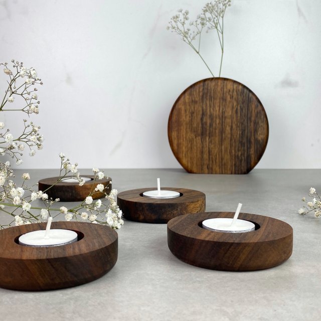 Cztery drewniane świeczniki egzotyczne na tealighty