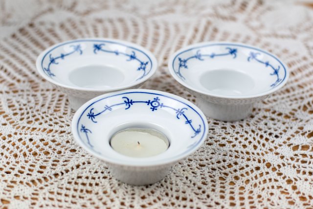 Świeczniki na tealighty, 3 szt., porcelana, wzór słomkowy