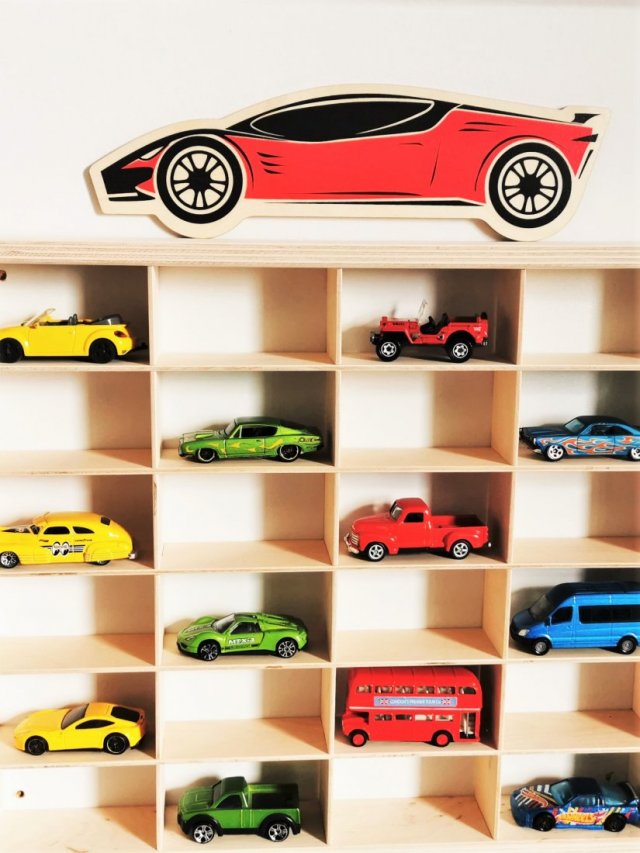 Drewniana półka na autka Hot Wheels + GRAFIKA nr2 / Garaż na Resoraki oraz samochodziki Matchbox